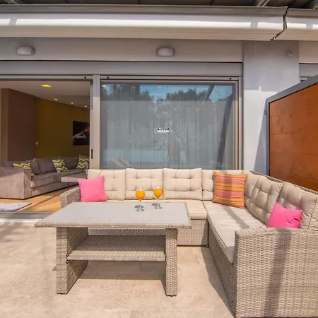 Apartman Utopia Luxury Hriszí Aktí Haniá